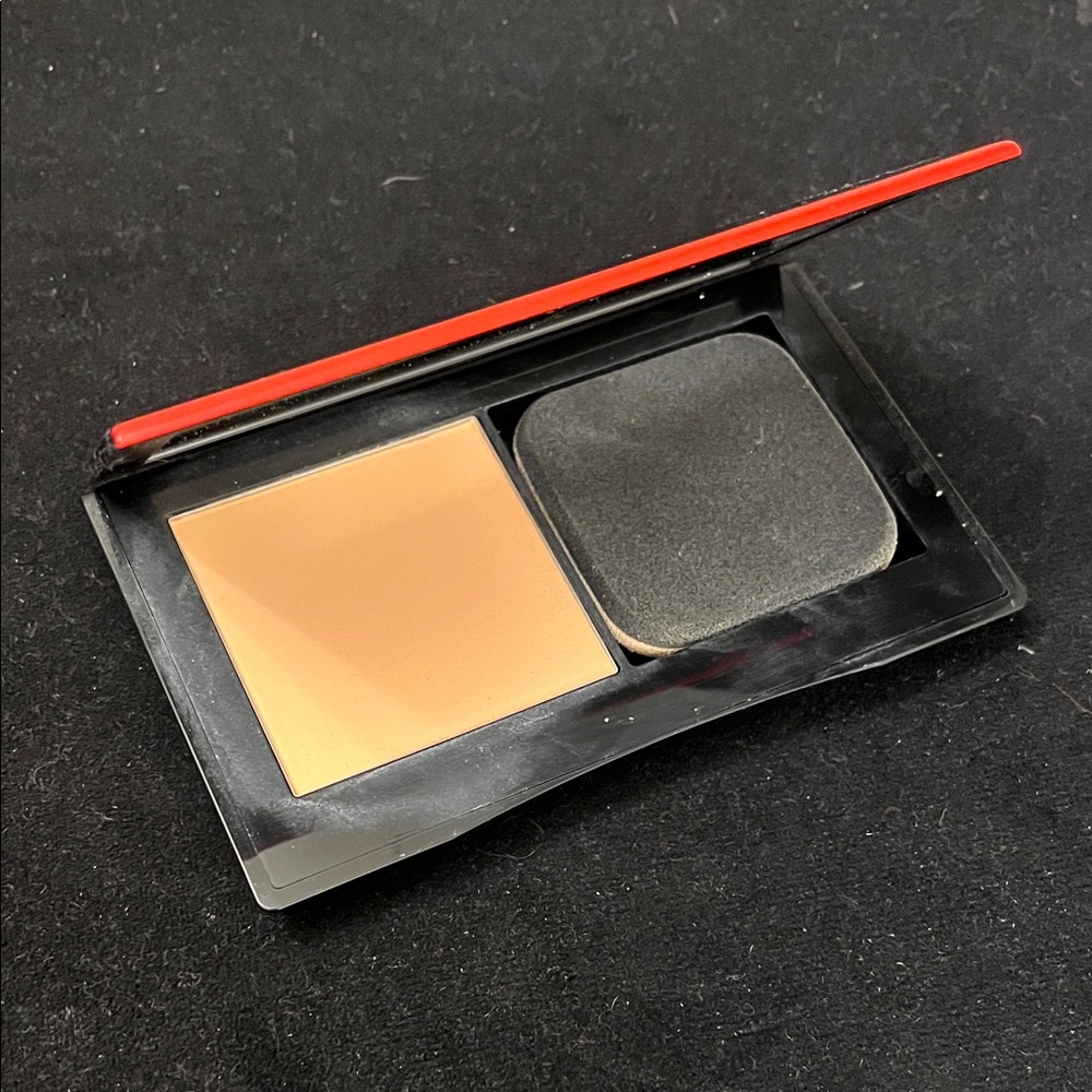 Shiseido Compact Powder Foundation - 160 shell